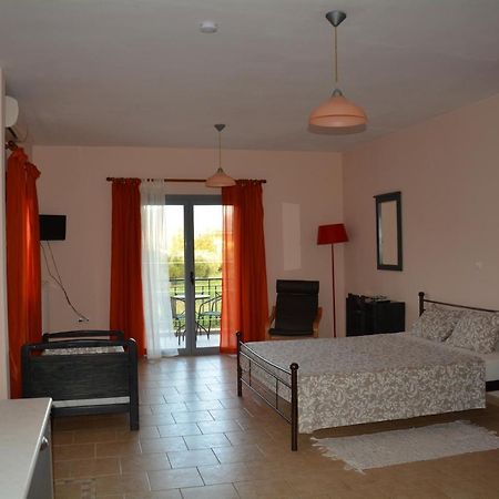Lotus Sea View Studio Apartment 2 Lixouri Eksteriør billede